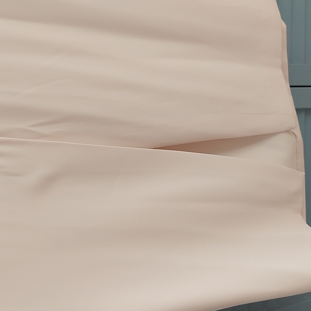 Zara Elegant Structured Dress In Cream - Picture 7 of 15